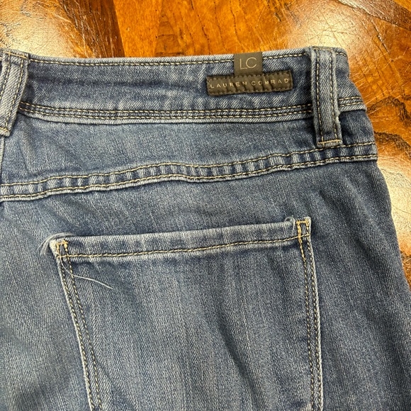 Jeans - Picture 3 of 4